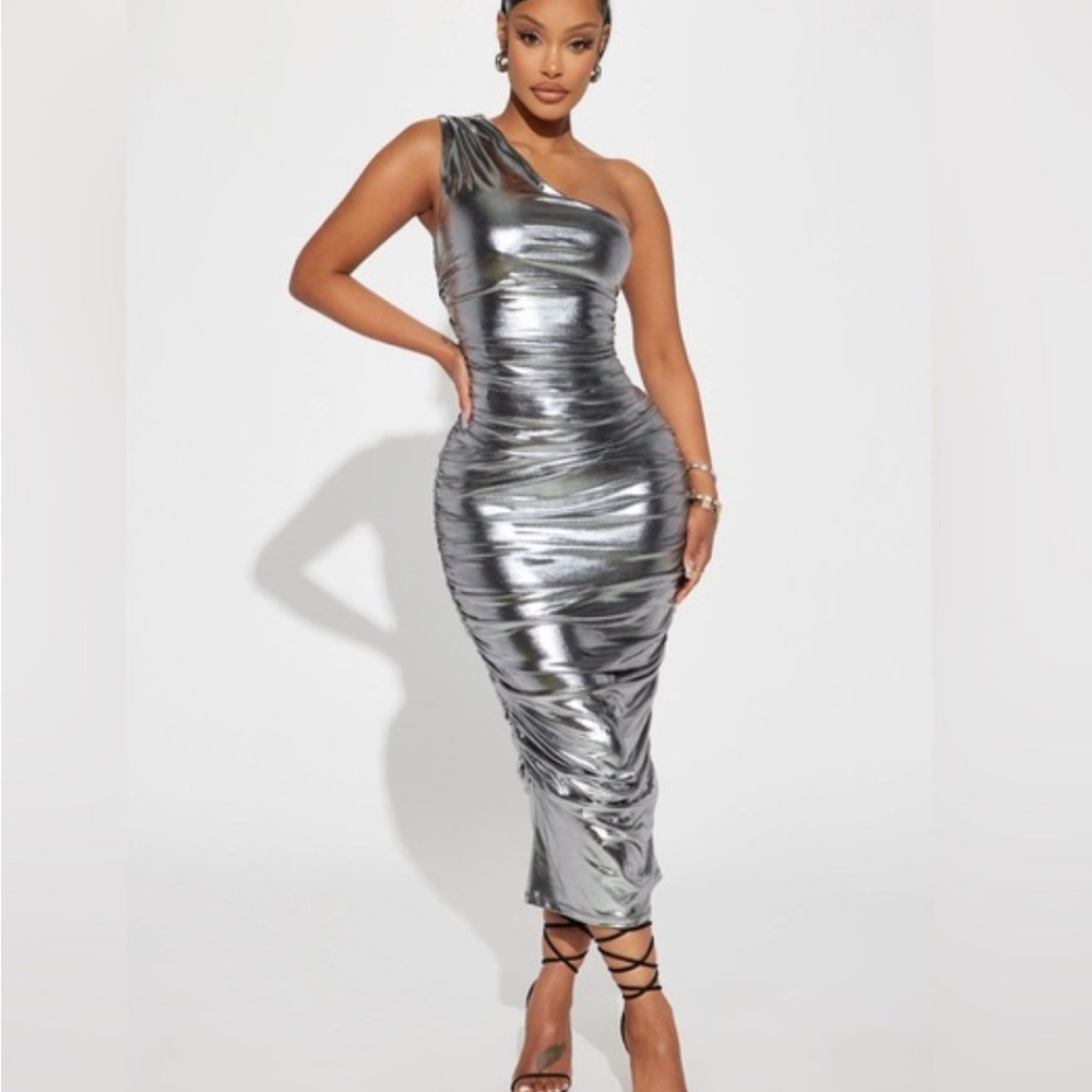 Fashion Nova Metallic Silver One-Shoulder Dress